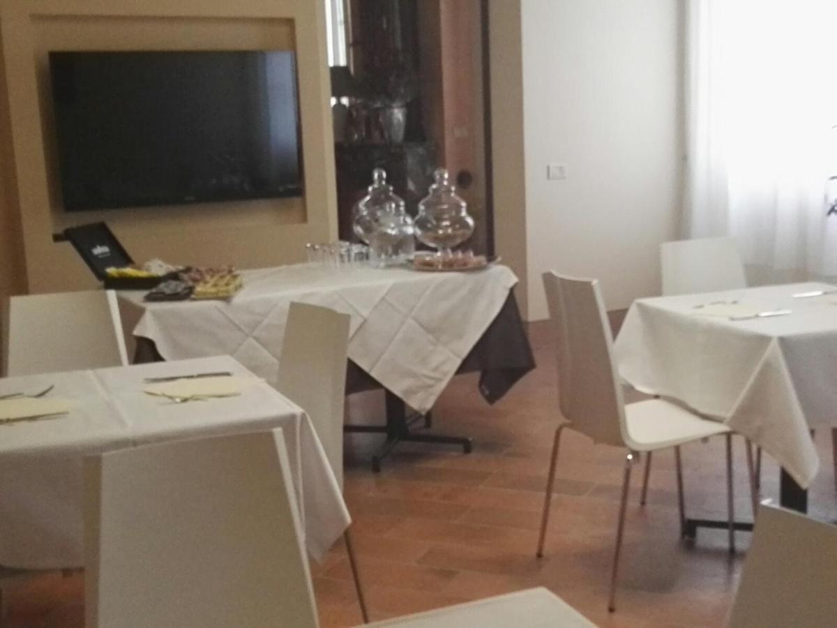 Locanda Al Portone Scandiano Exteriér fotografie